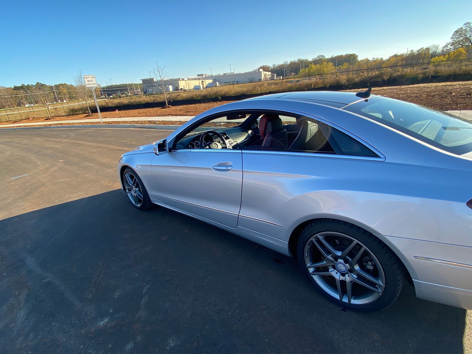 2014 Mercedes-Benz E350 - 2014 Mercedes E350 4Matic Coupe - Used - VIN WDDKJ8JB1EF263922 - 74,890 Miles - 6 cyl - 4WD - Coupe - Silver - Huntsville, AL 35824, United States