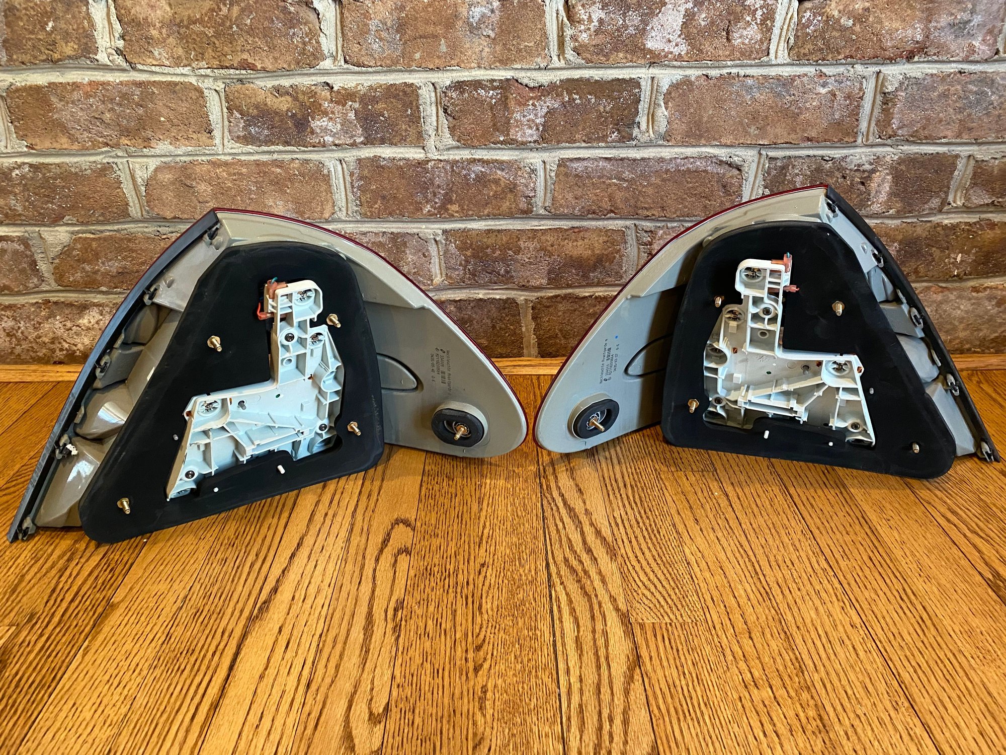Lights - W211 OEM LED Avantgarde Tail Lights (Pair) - Used - 0  All Models - Great Falls, VA 22066, United States