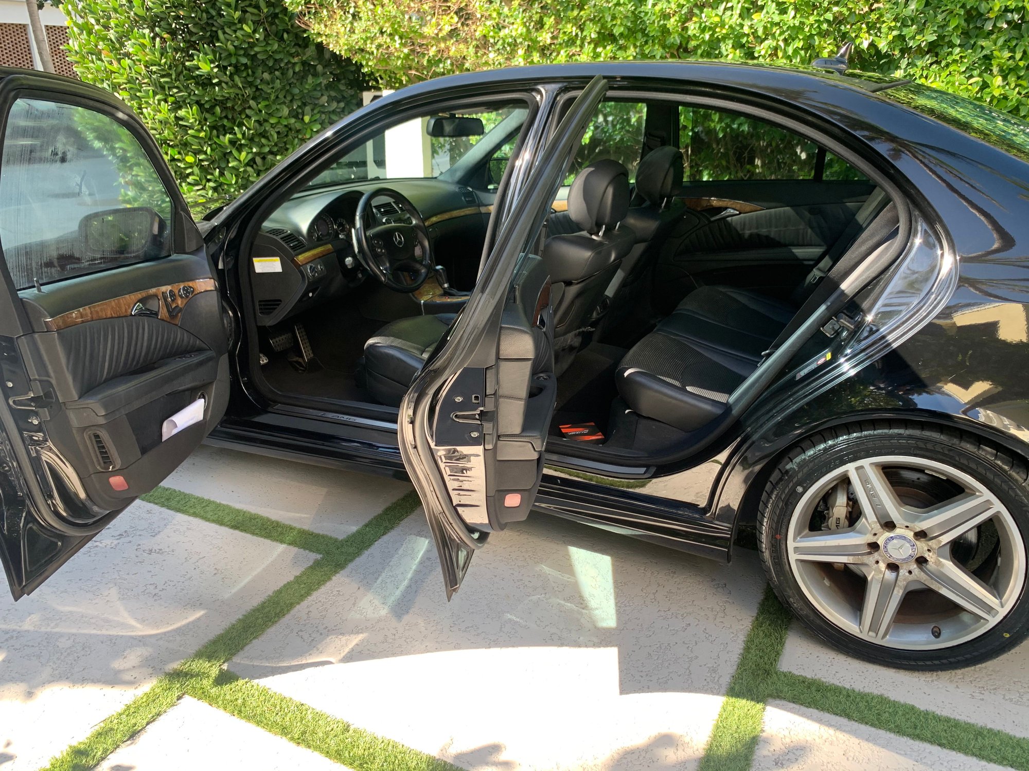 2008 Mercedes-Benz E63 AMG - FL:2008 E63 AMG P2 Loaded - Used - VIN WDBUF77X98B207027 - 128,000 Miles - 8 cyl - Palm Beach, FL 33480, United States