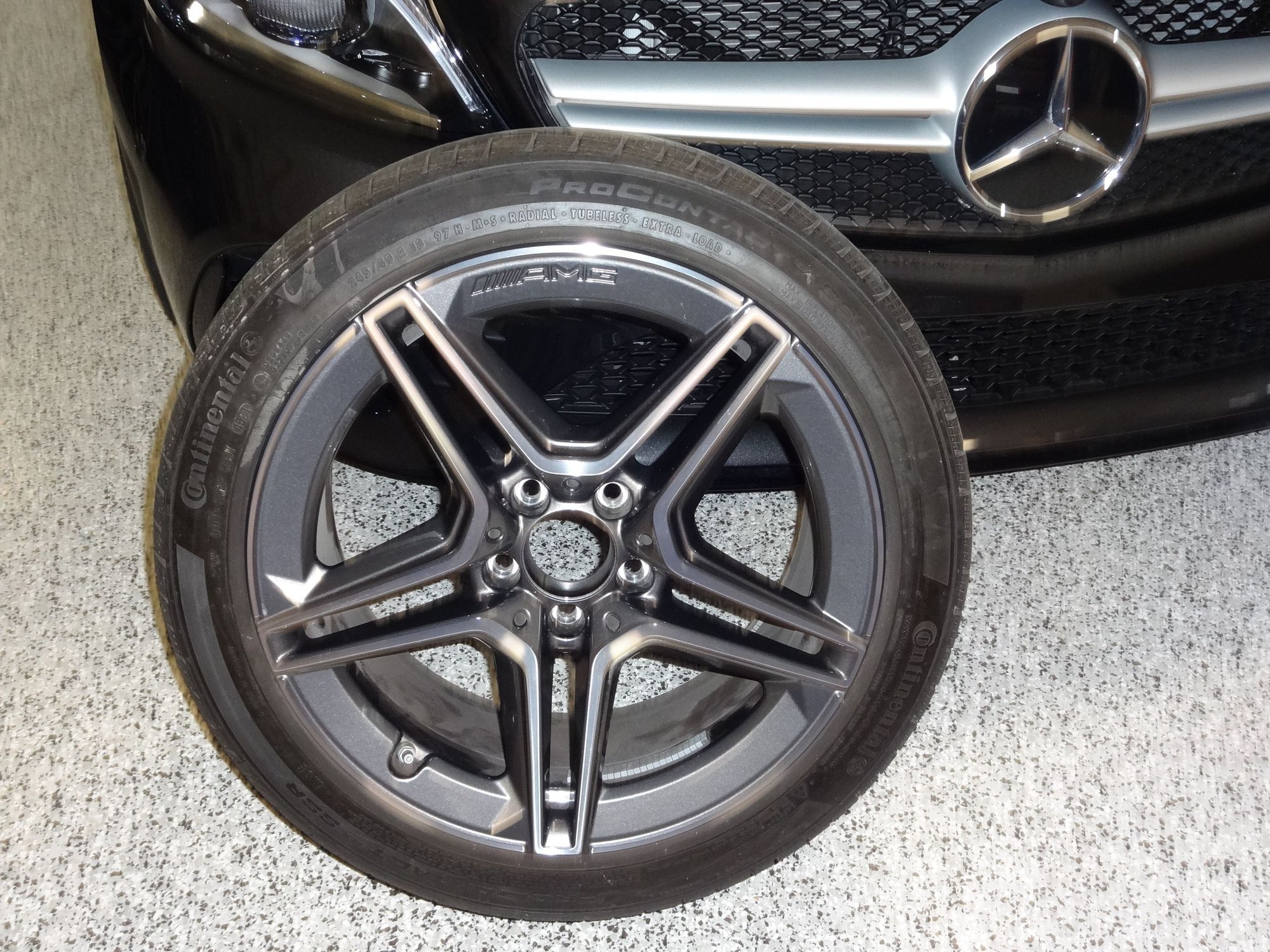 Wheels and Tires/Axles - 18" AMG wheels and tires - Used - 2022 to 2023 Mercedes-Benz C43 AMG - Stanwood, WA 98292, United States