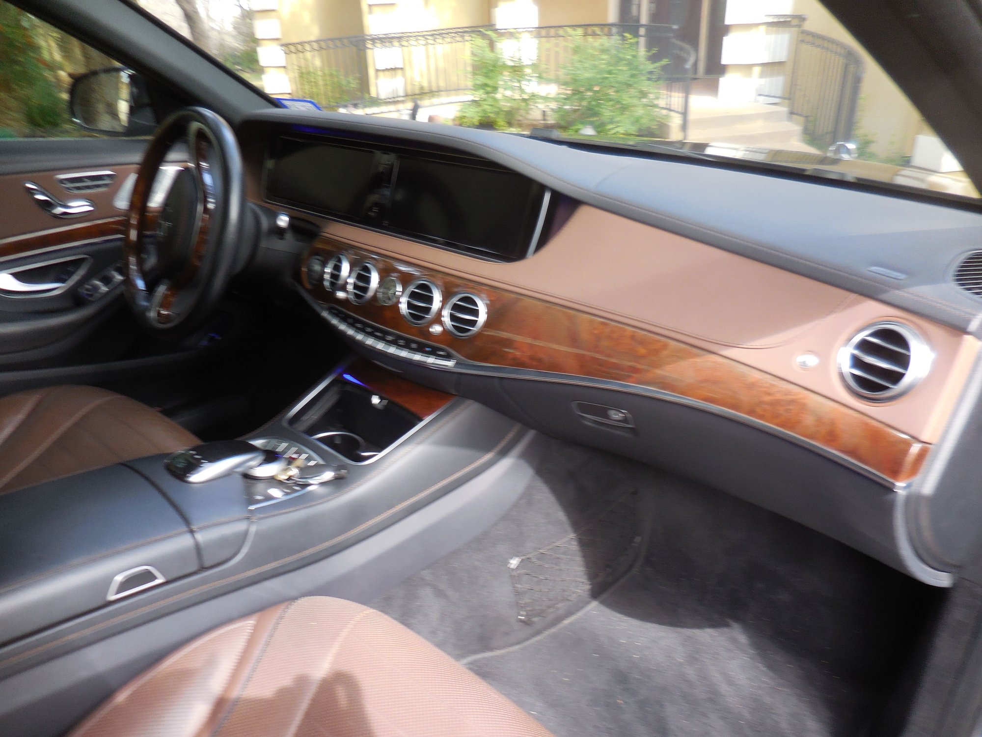 2016 Mercedes-Benz S550 - 2016 Mercedes S550, Excellent condition, low miles, well equipped - Used - VIN WDDUG8CB3GA277082 - 8 cyl - 2WD - Automatic - Sedan - Blue - Austin, TX 78704, United States