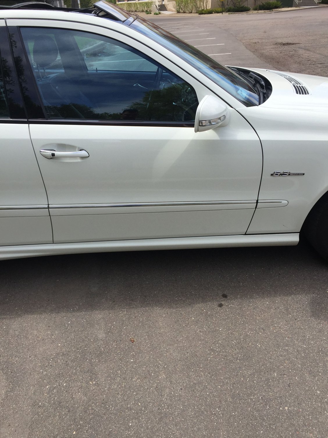 2008 Mercedes-Benz E63 AMG - 2008 Mercedes Benz E63 AMG - Used - VIN WDBUF77X38B226981 - 79,216 Miles - 8 cyl - 2WD - Automatic - Sedan - White - Minnetonka, MN 55345, United States