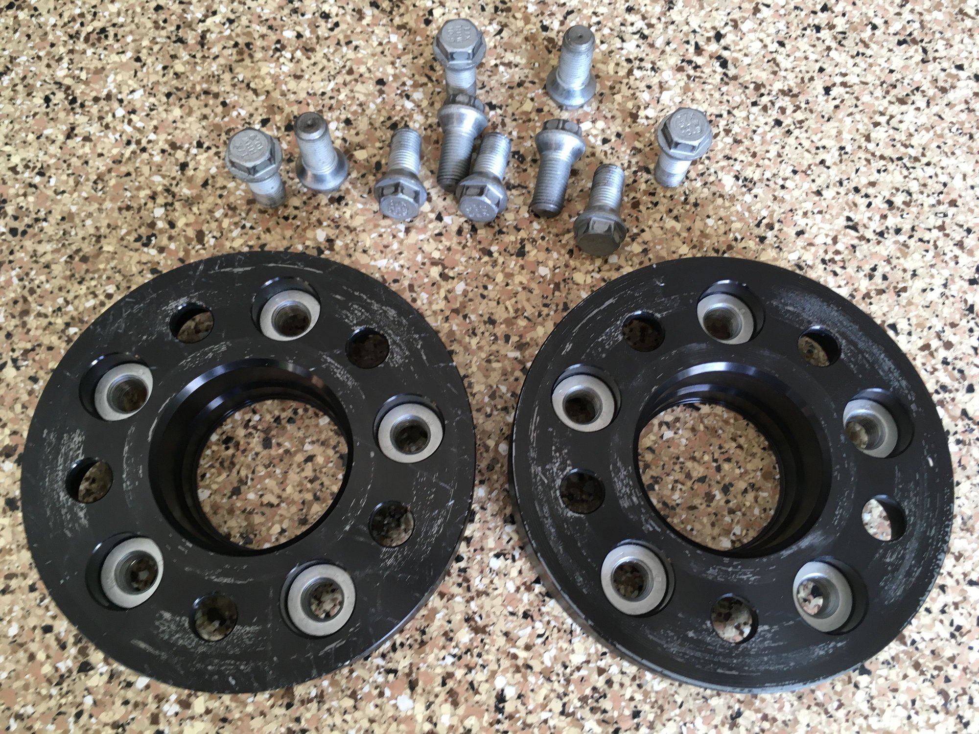 H/&R 25mm DRA Bolt-On Wheel Spacers for Mercedes 5x112//66.5//14x1.5//Black