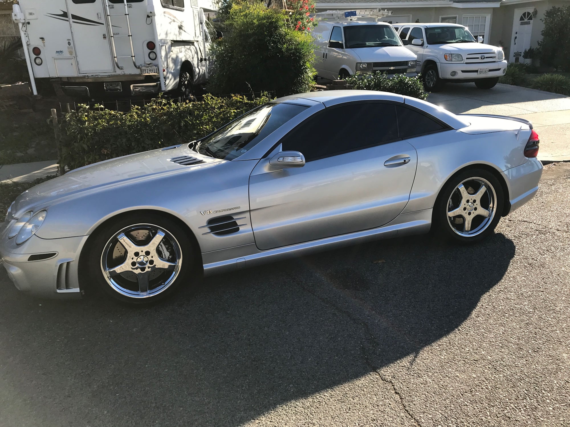 2004 Mercedes-Benz SL55 AMG - SL55 Amg low miles for sale - Used - VIN wdbsk74f94f065747 - 70,000 Miles - 8 cyl - 2WD - Automatic - Convertible - Silver - Sherman Oaks, CA 91402, United States
