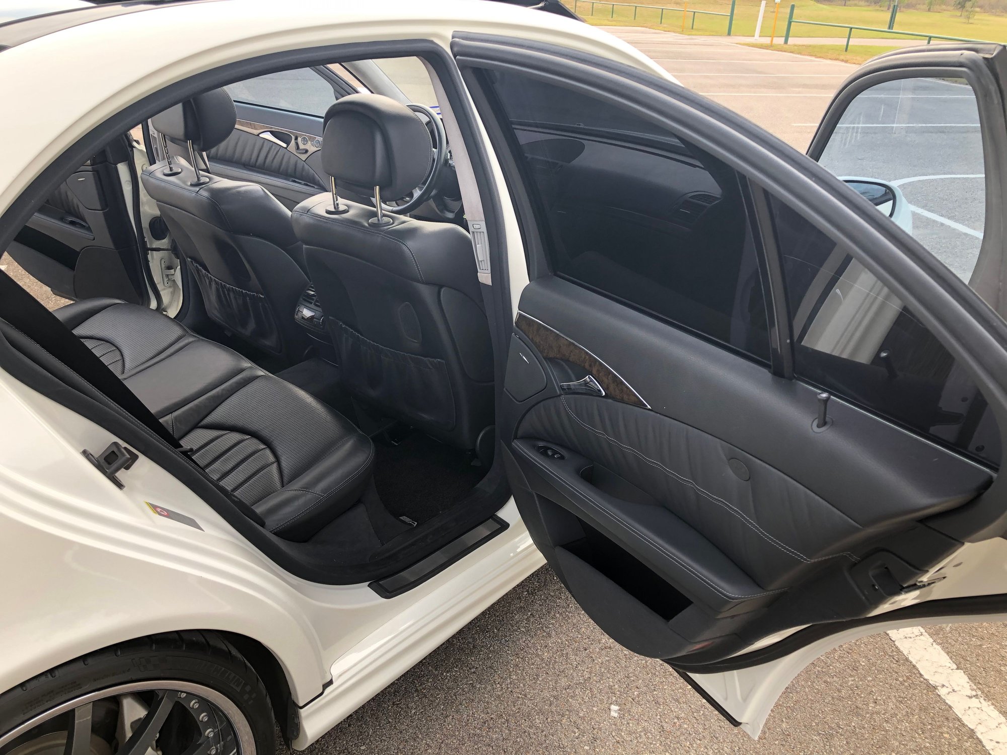 2006 Mercedes-Benz E55 AMG - 2006 Mercedes-Benz E55 - Used - VIN WDBUF76J76A881421 - 80,929 Miles - 8 cyl - 2WD - Automatic - Sedan - White - Cypress, TX 77433, United States