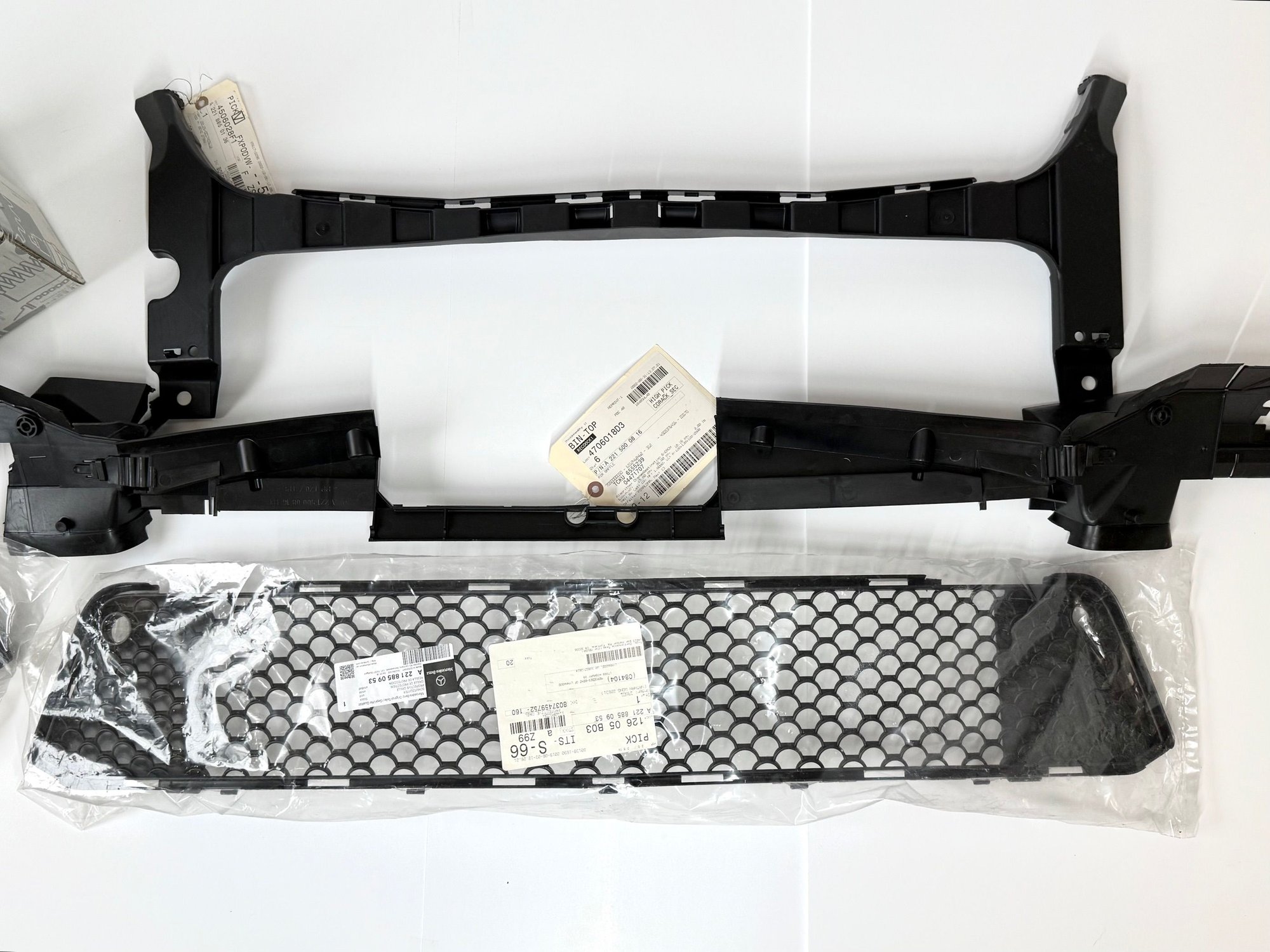 Exterior Body Parts - New Genuine Mercedes-Benz W221 S-Class AMG Front Bumper - New - -1 to 2027  All Models - Seattle, WA 98026, United States