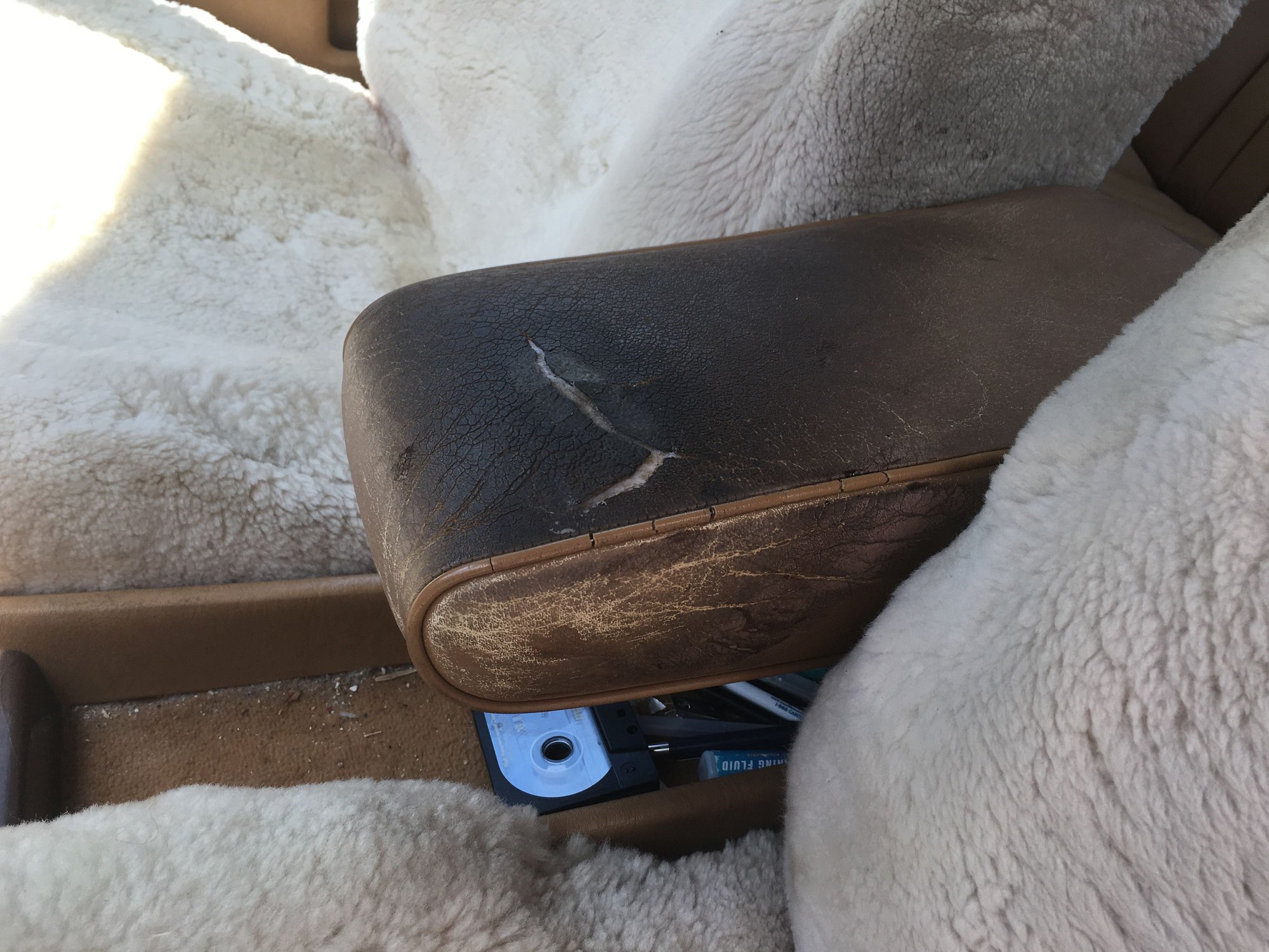 1988 Mercedes-Benz 300CE - Mercedes 300CE-- $3000 OBO - Used - VIN WDBEA50D9JA600870 - 324,608 Miles - 6 cyl - 2WD - Automatic - Coupe - Black - Overland Park, KS 66213, United States