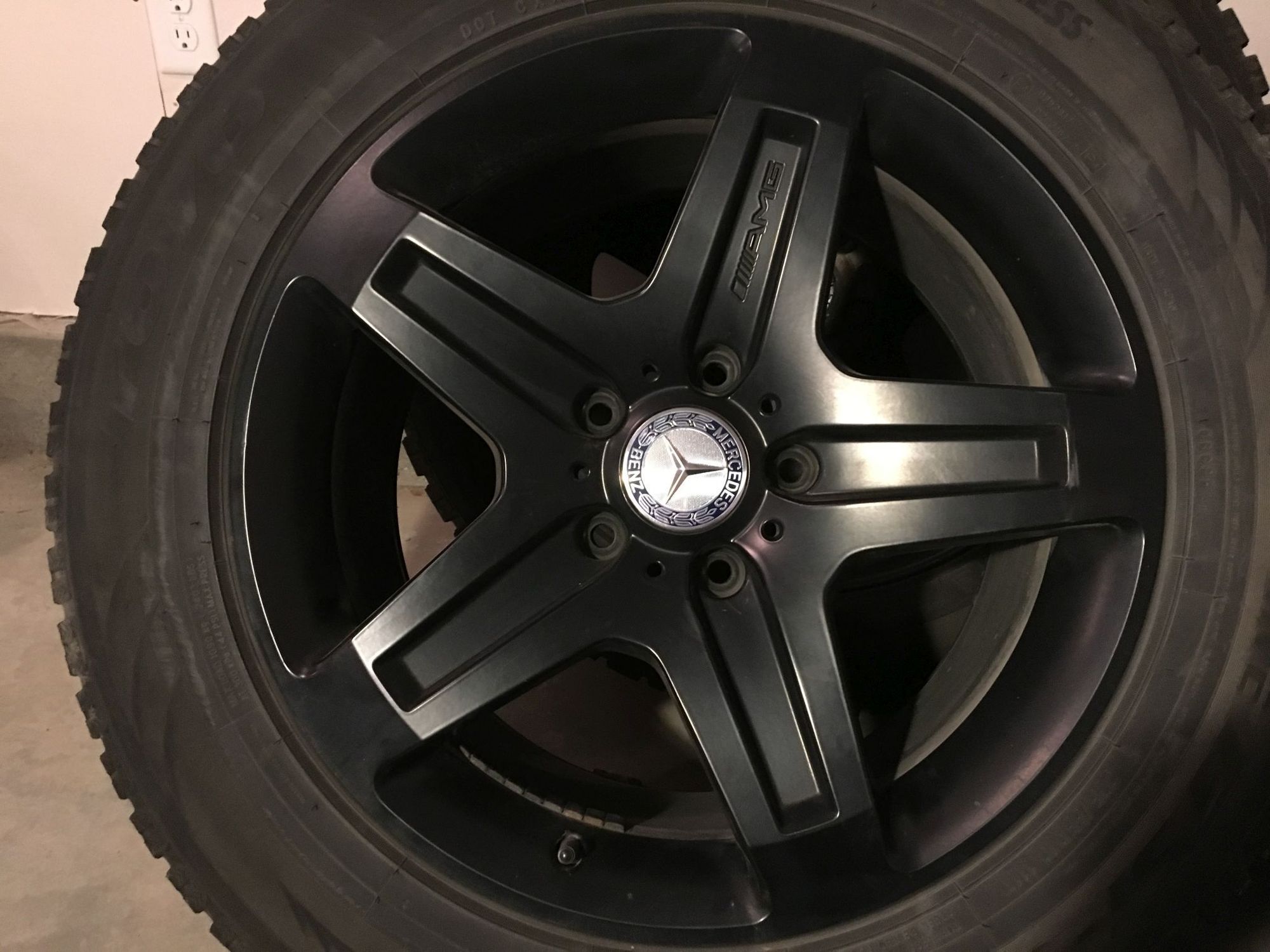 Wheels and Tires/Axles - 19" AMG Rims and Tires for G-Wagon - Mercedes G500, G550, G55 - Used - All Years Mercedes-Benz G55 AMG - All Years Mercedes-Benz G550 - All Years Mercedes-Benz G500 - Calgary, AB T3L2J1, Canada