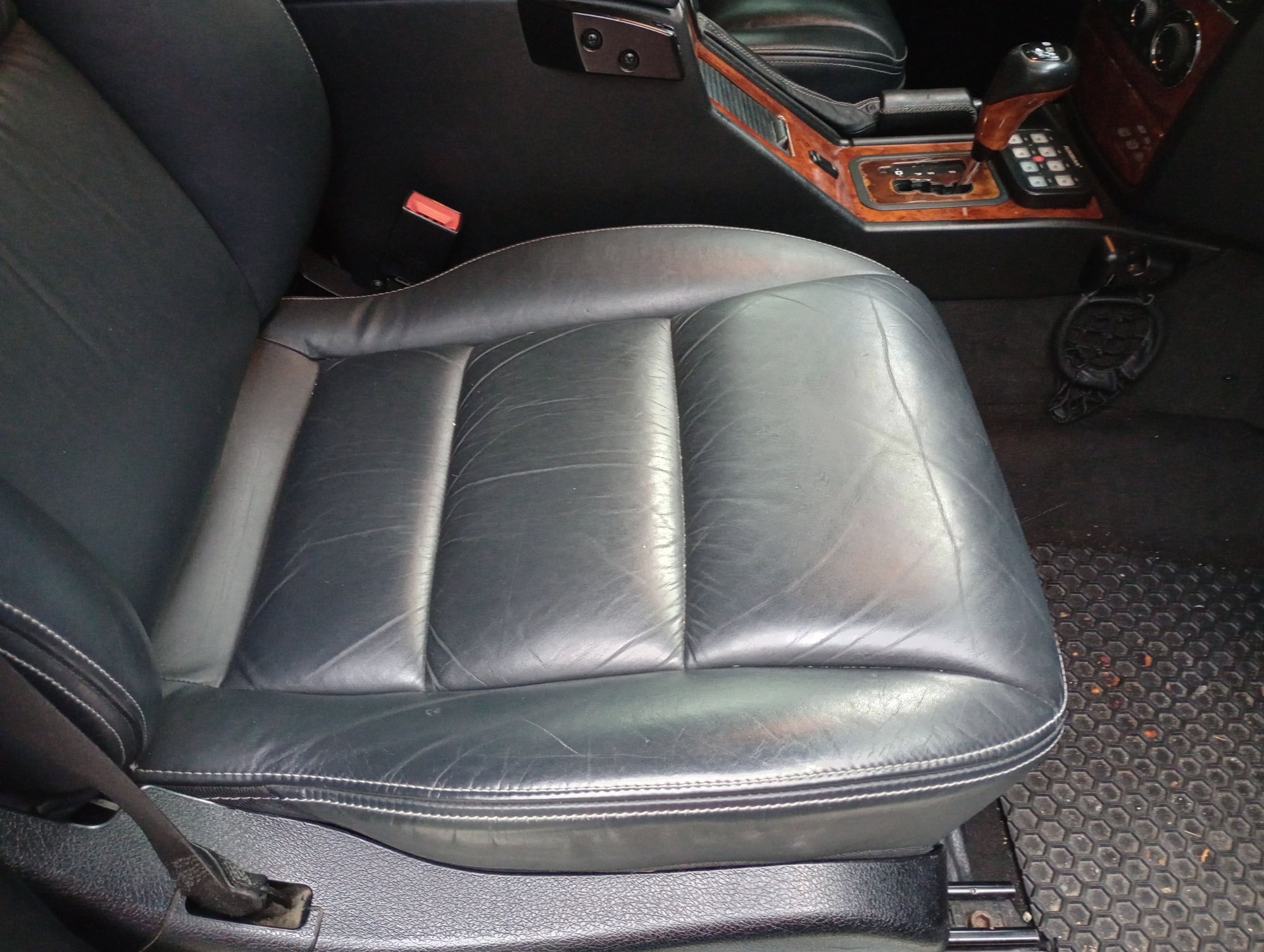 Interior/Upholstery - front seats from 2008 G55 - black designo in great condition - Used - All Years  All Models - Newport News, VA 23606, United States