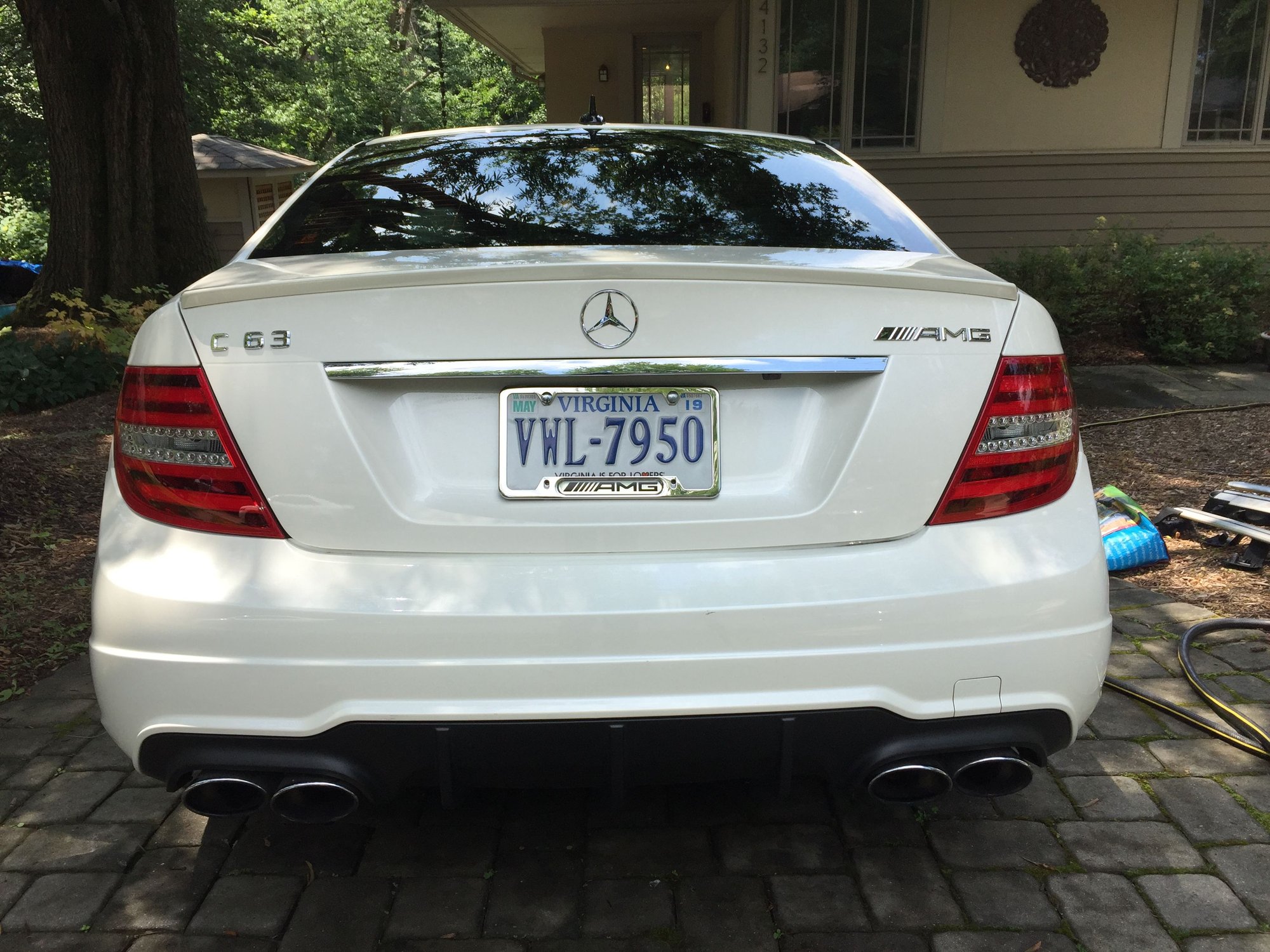 2013 Mercedes-Benz C63 AMG - Low Miles 2013 Diamond White C63 w/Extras! - Used - VIN WDDGF7HB3DA801118 - 27,000 Miles - 8 cyl - 2WD - Automatic - Sedan - White - Alexandria, VA 22312, United States