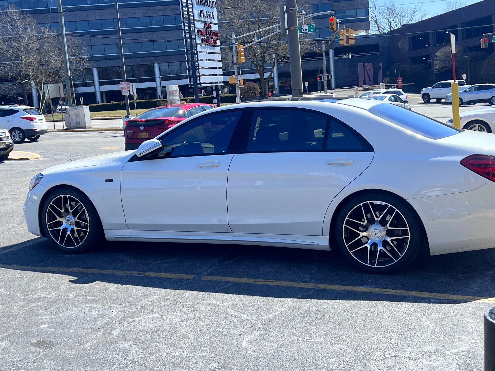 2018 Mercedes-Benz S450 - s450 renntech super clean - Used - VIN wddug6eb3ja383069 - 52,000 Miles - 6 cyl - 4WD - Automatic - Sedan - White - Fort Lee, NJ 07024, United States