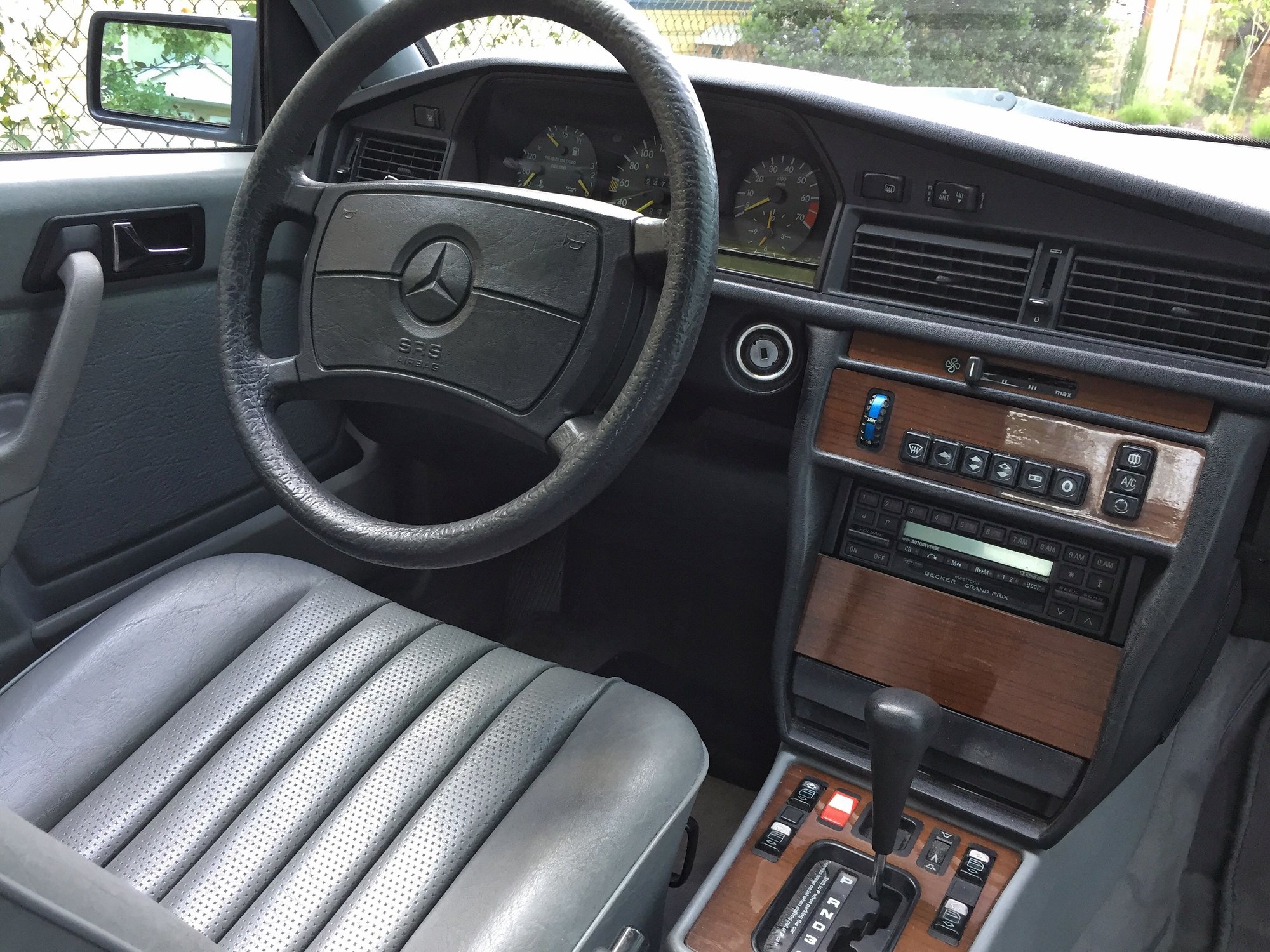 1989 Mercedes-Benz 190E - Hipster Chic - Eighties Mercedes - Used - VIN WDBDA29D4KF617139 - 2,403,000 Miles - 6 cyl - 2WD - Automatic - Sedan - Gray - Victoria, BC V8R 1L, Canada