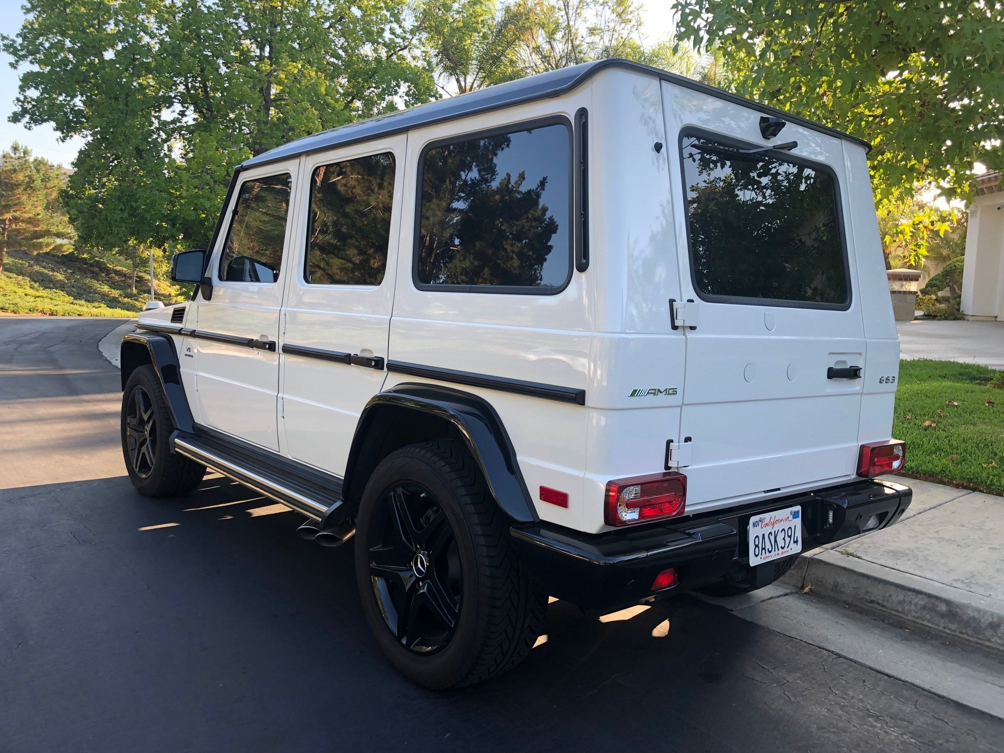 2017 Mercedes-Benz G63 AMG - 2017 G63 AMG - White/Black 66xx miles Socal 1 owner - Used - VIN WDCYC7DF5HX280349 - 6,600 Miles - 8 cyl - AWD - Automatic - Truck - White - Los Angeles, CA 91789, United States