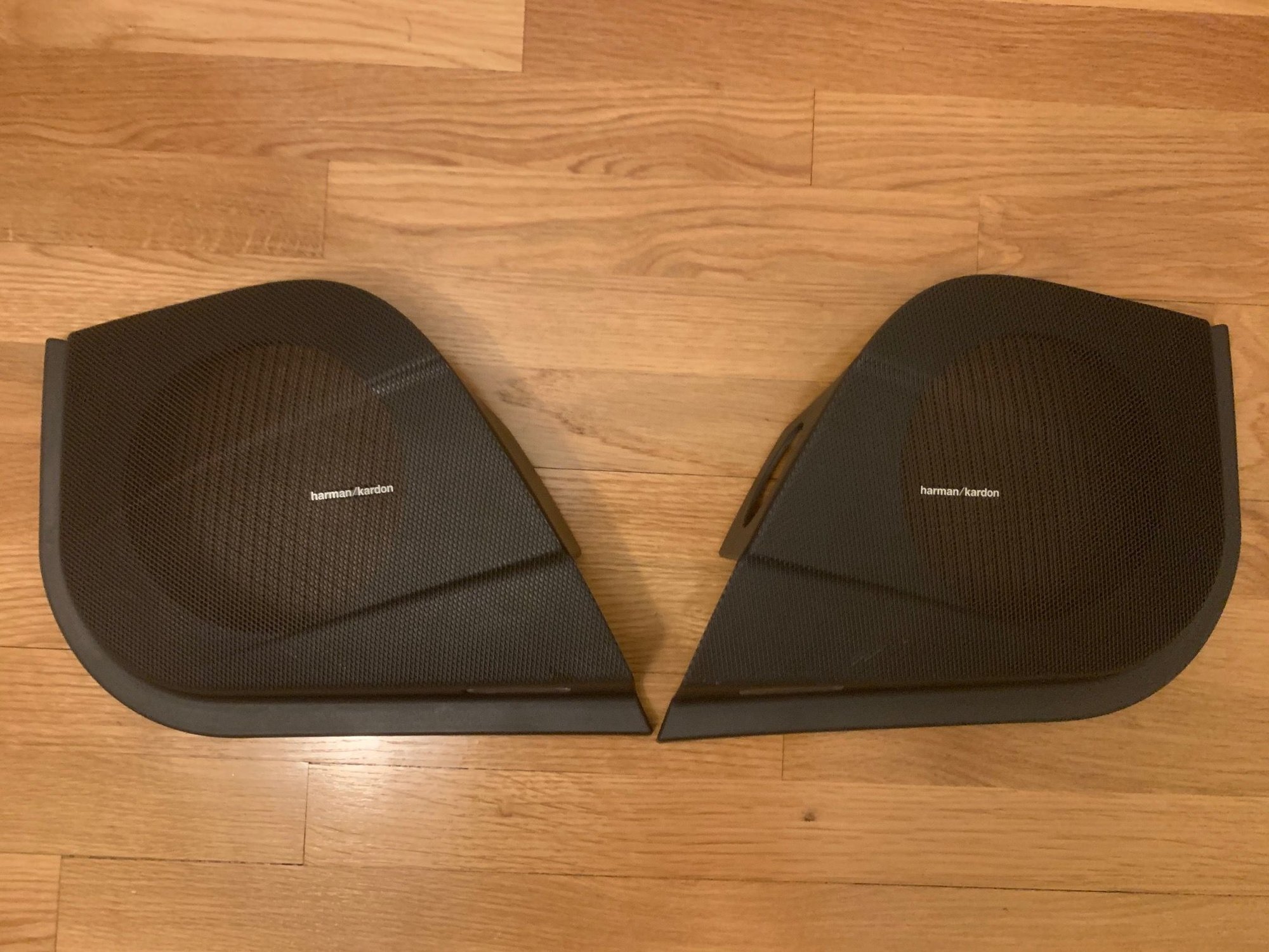 Interior/Upholstery - W211 front doors speaker covers - Harmon Kardon - Used - 2003 to 2009 Mercedes-Benz E55 AMG - Pasadena, CA 91106, United States