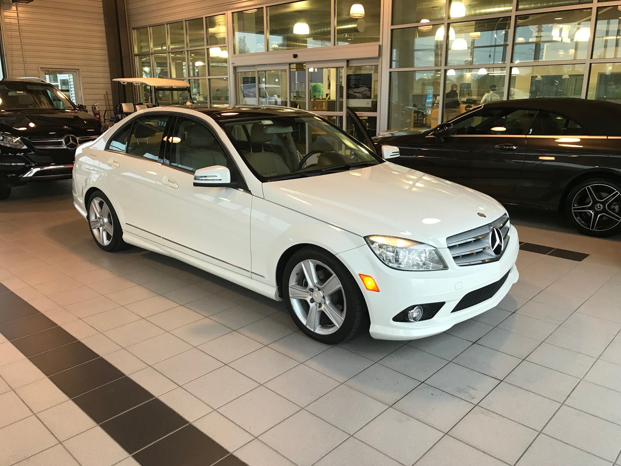 2010 Mercedes-Benz C300 - 2010 Mercedes-Benz C-Class C 300 Sport 4MATIC - Used - VIN WDDGF8BB5AF431593 - 117,500 Miles - 6 cyl - 4WD - Automatic - Sedan - White - York, PA 17402, United States