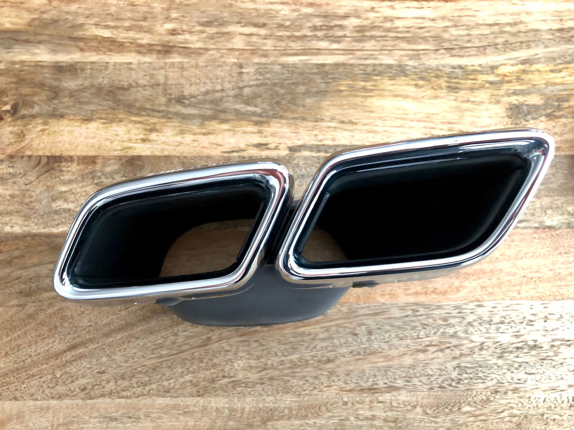 Exterior Body Parts - OEM CHROME AMG EXHAUST TIPS FROM W205 C63S & FIT OTHER MODELS A2054900427/A2054900527 - Used - 2015 to 2018 Mercedes-Benz C63 AMG S - Richardson, TX 75081, United States