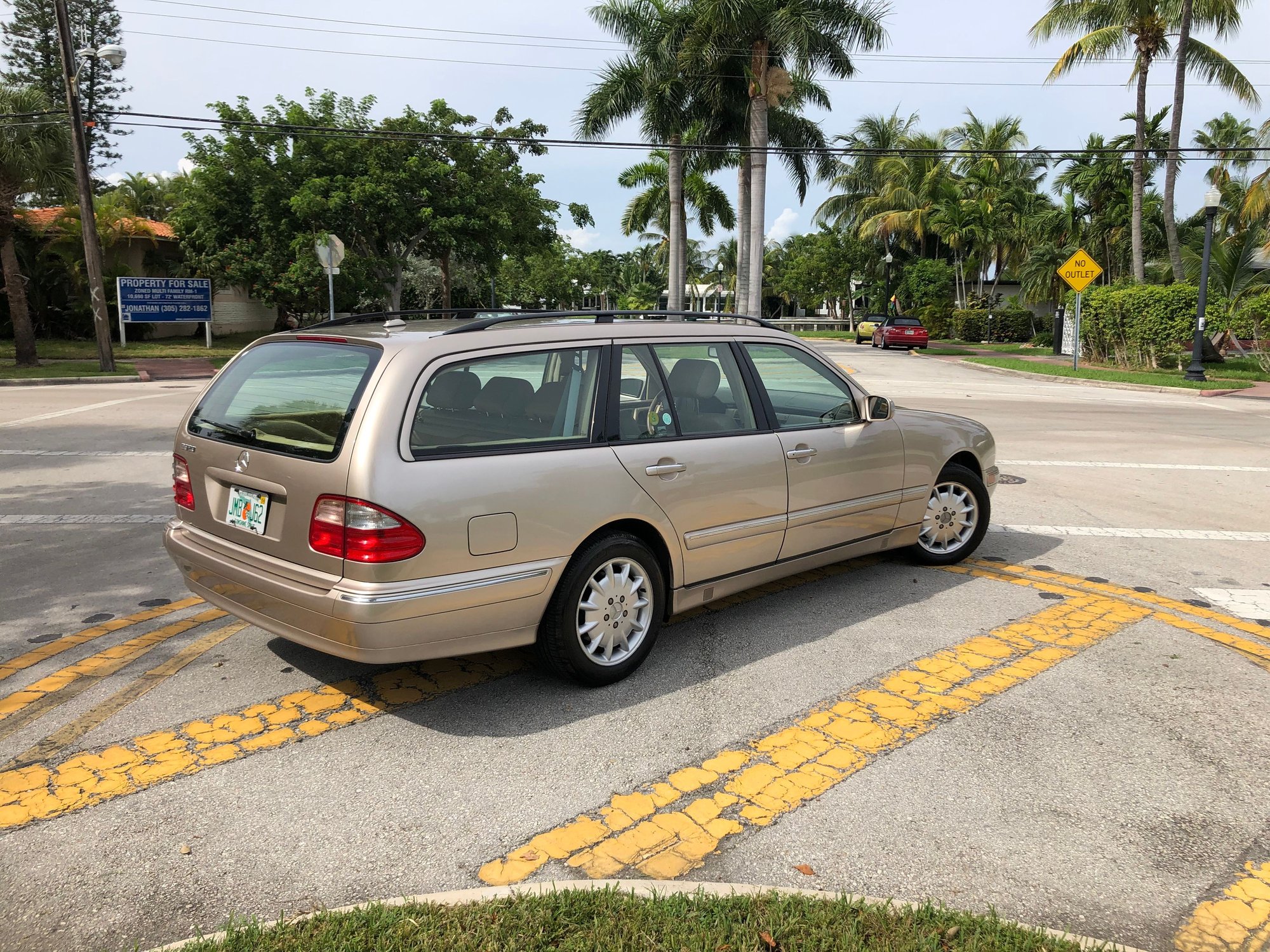 2001 Mercedes-Benz E320 - For sale: 2001 Mercedes E320 station wagon 47k miles - Used - VIN WDBJH65J81B257851 - 47,000 Miles - 6 cyl - 2WD - Automatic - Wagon - Beige - Miami Beach, FL 33141, United States