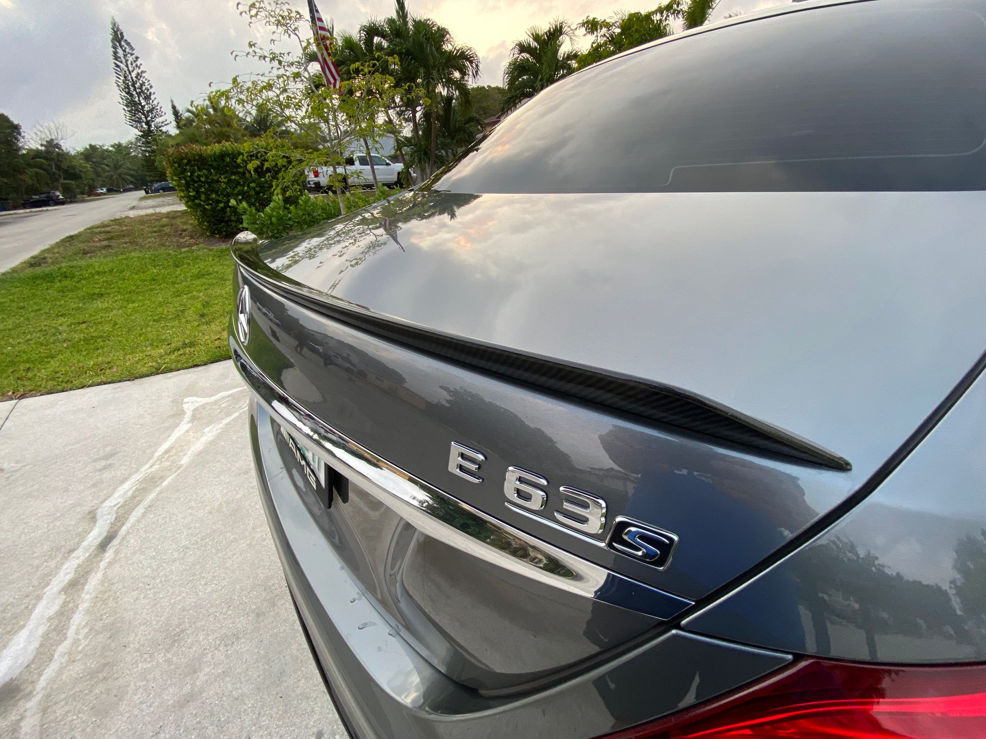 2018 Mercedes-Benz E63 AMG S - FS: 2018 Mercedes-Benz E 63 AMG S 4MATIC Sedan - Used - VIN WDDZF8KB2JA365235 - 25,759 Miles - 8 cyl - 4WD - Automatic - Sedan - Gray - Fort Lauderdale, FL 33315, United States