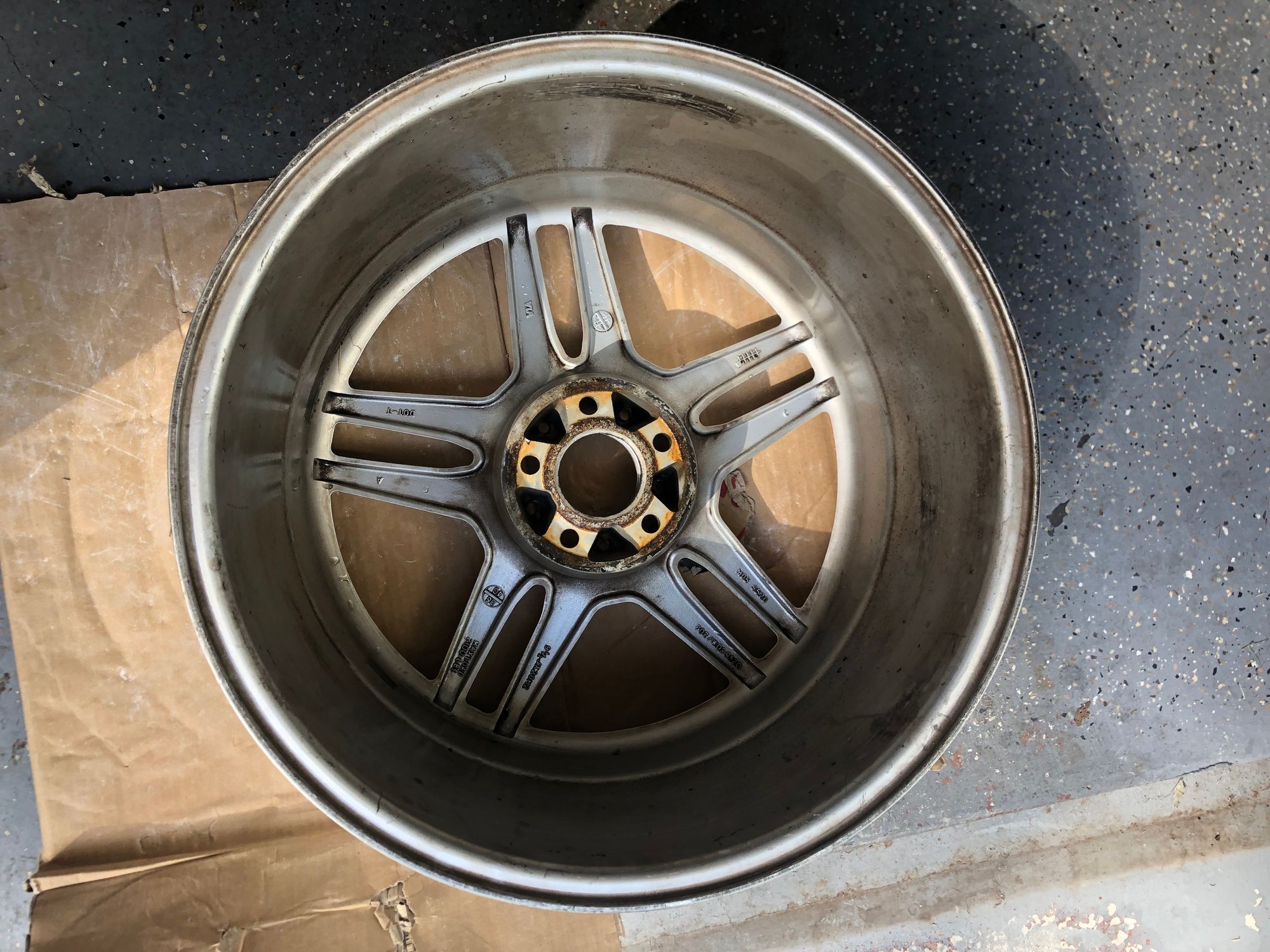 Wheels and Tires/Axles - 19-inch Rims - Used - 2004 to 2005 Mercedes-Benz E55 AMG - Austin, TX 78751, United States