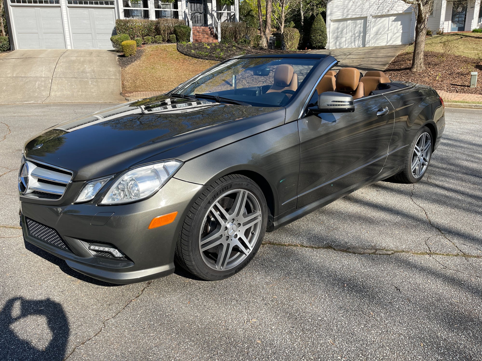 2011 Mercedes-Benz E550 - 2011 E550 (A207) Convertible Launch Edition - Used - VIN WDDKK7CF7BF045325 - 63,500 Miles - 8 cyl - 2WD - Automatic - Convertible - Gray - Roswell, GA 30075, United States