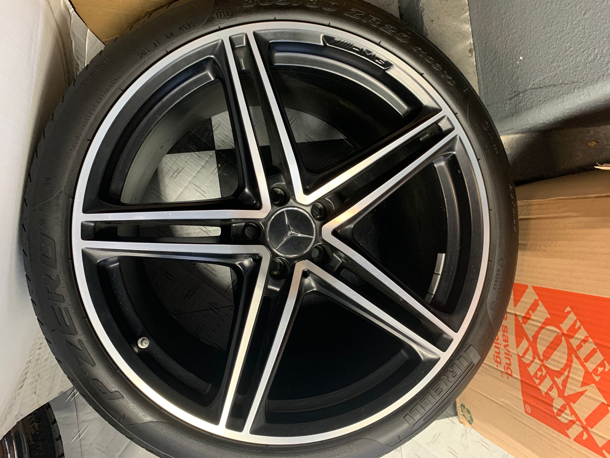 Wheels and Tires/Axles - 19/20 Mercedes AMG GT-C C190 R190 wheels and tires set WITH TPMS - Used - 2018 to 2020 Mercedes-Benz AMG GT C - Tri-Valley, CA 94551, United States