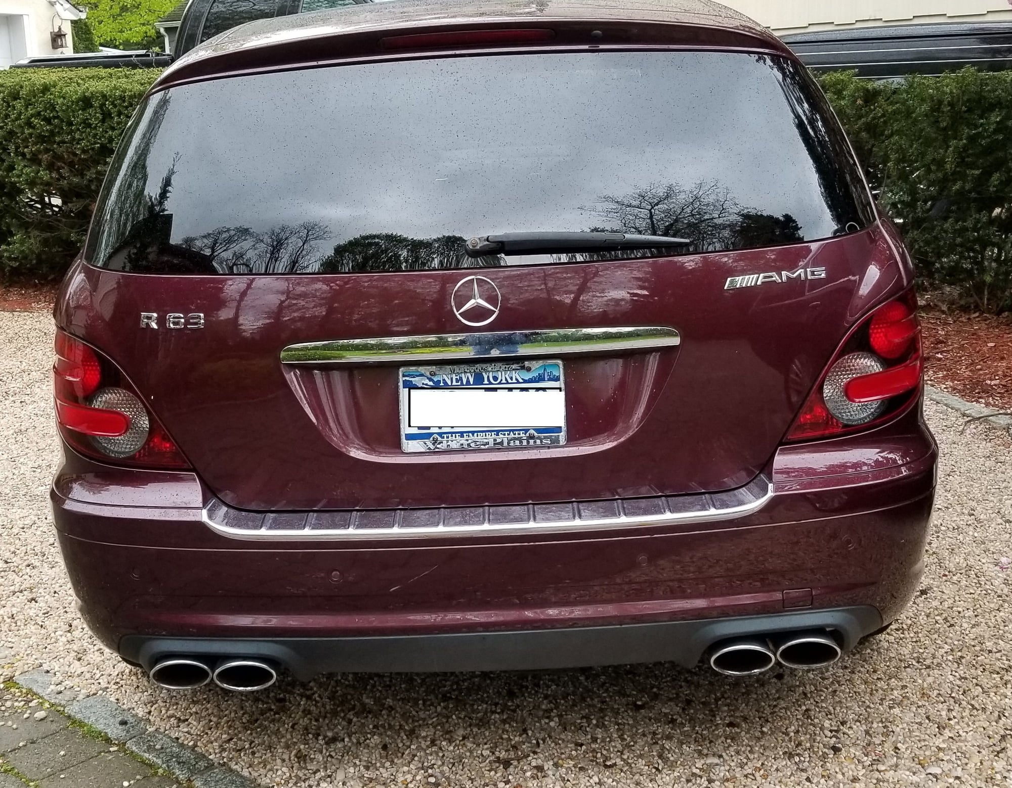 2007 Mercedes-Benz R63 AMG - Rare R63 runs great - Used - VIN JGCB77E37A048173 - 81,846 Miles - 8 cyl - AWD - Automatic - Wagon - Red - Scarsdale, NY 10583, United States