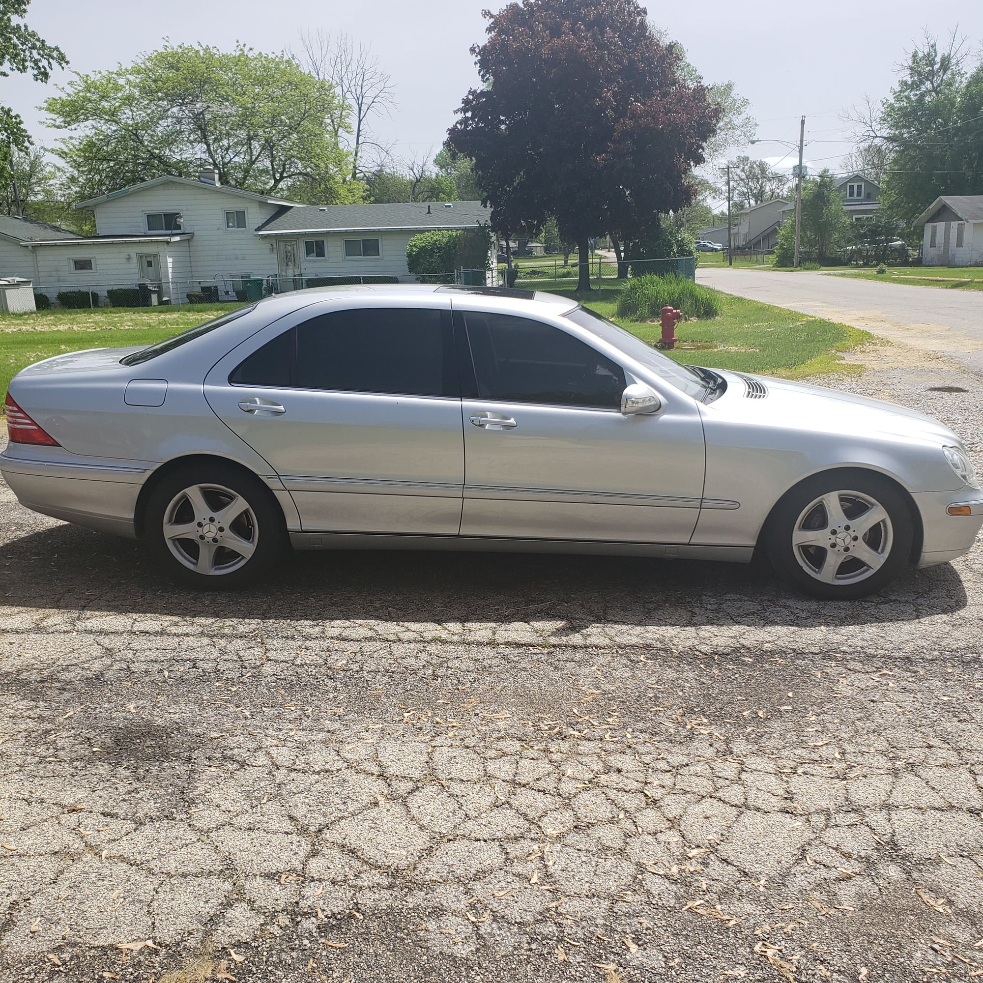 2004 Mercedes-Benz S430 - EXCEPTIONAL LOW MILEAGE 2004 S430 MANY UPGRADES $8,900 ($9,400 w/extras listed below) - Used - VIN WDBNG70JX4A392857 - 72,289 Miles - 8 cyl - 2WD - Automatic - Sedan - Silver - Joliet, IL 60436, United States