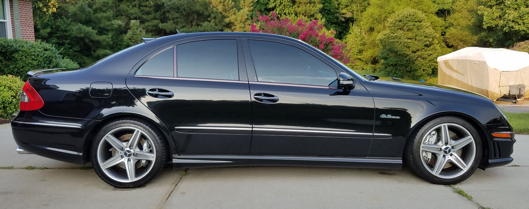 2007 Mercedes-Benz E63 AMG - 2007 E63 AMG - $14500 - Used - VIN WDBUF77X97B040019 - 114,603 Miles - 8 cyl - 2WD - Automatic - Sedan - Black - Fayetteville, NC 28304, United States