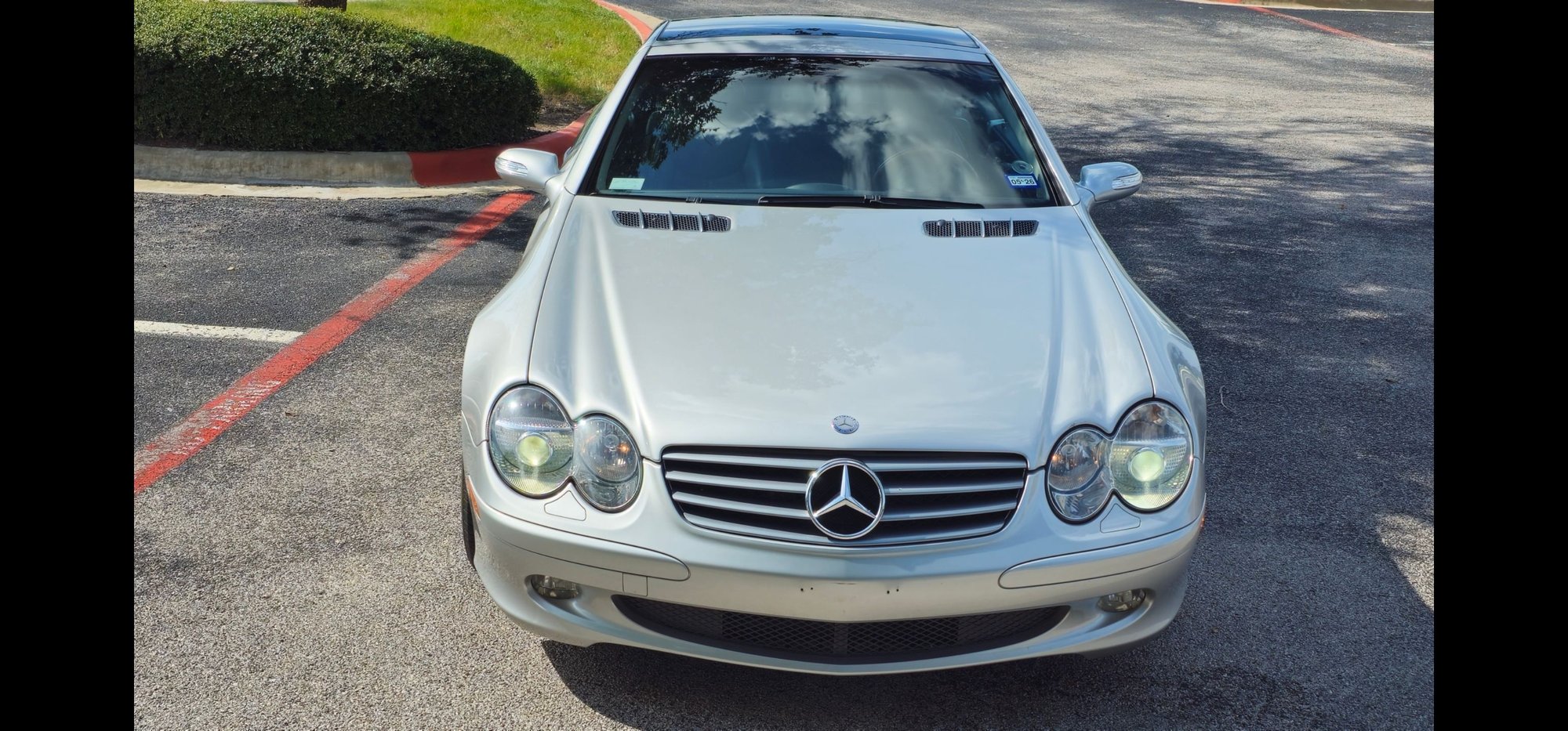 2004 Mercedes-Benz SL500 - 2004 SL500 - 54,000 Miles - Clean Title - Used - VIN WDBSK75F34F062874 - 54,000 Miles - 8 cyl - 2WD - Automatic - Convertible - Silver - Austin, TX 78701, United States