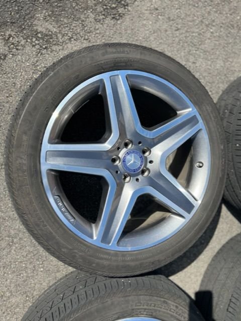 Wheels and Tires/Axles - GLE ML AMG sport package 20” oem wheels and tires - Used - 2016 to 2024 Mercedes-Benz GLE-Class - 2012 to 2015 Mercedes-Benz ML350 - Pittsburgh, PA 15258, United States