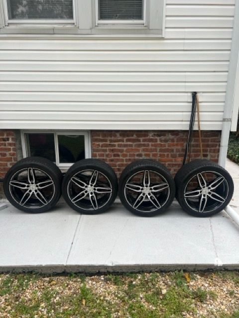 Wheels and Tires/Axles - OEM Mercedes 19" AMG Wheels/Tires - Used - 2019 to 2023 Mercedes-Benz E53 AMG - Staten Island, NY 10310, United States