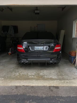 Installed carbon ducktail and diffuser