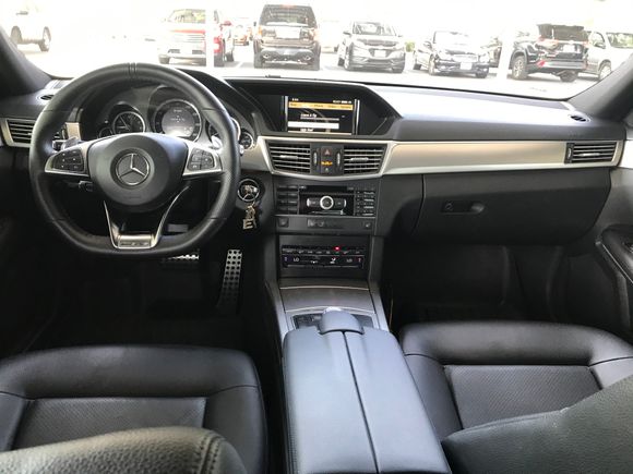 Aluminum interior trim, CLS 63 steering wheel