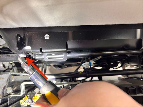 Here’s the second screw/C-clamp. My short screw driver was too long so I used a 1/4” socket and inserted the t25 bit into the 1/4” socket to unscrew this. Super easy but took some torque to loosen it. 