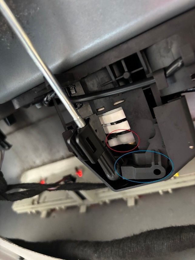Boot button mechanism