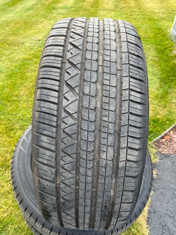 Wheels and Tires/Axles - 4 Dunlop Grandtrek Touring A/S tires 255/50 R19. - Used - 0  All Models - Hopewell Junction, NY 12533, United States