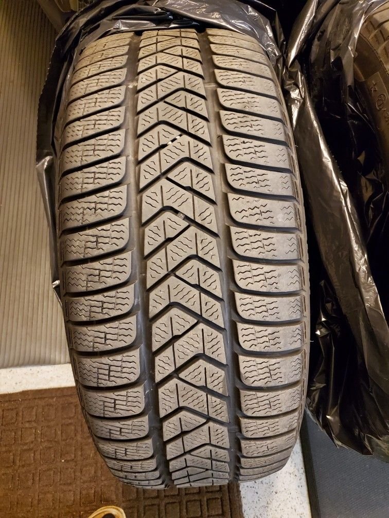 Wheels and Tires/Axles - Pirelli 18" SottoZero 3 Winter Tires - 245/50R18 - Used - All Years Any Make All Models - Huntington, NY 11743, United States
