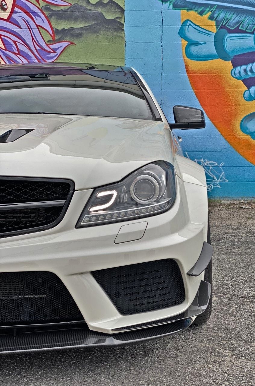 2012 Mercedes-Benz C63 AMG - 2012 C63 AMG Black Series - Used - VIN WDDGJ7HB8CF872928 - 21,500 Miles - 8 cyl - 2WD - Automatic - Coupe - White - Wilmington, NC 28403, United States