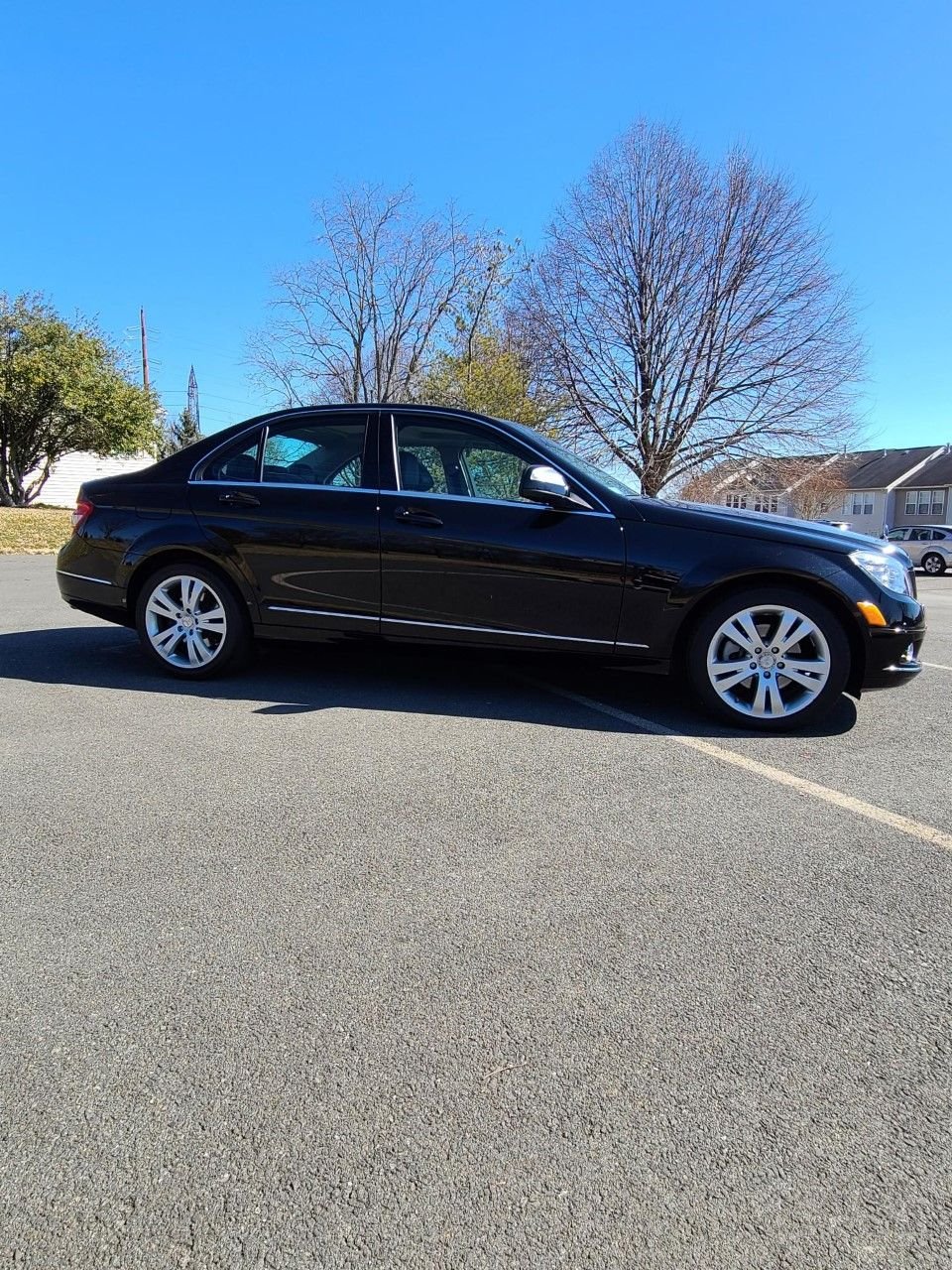 2008 Mercedes-Benz C300 - 2008 Mercedes-Benz C-Class C 300 Luxury Sedan 4D - Used - VIN WDDGF54X08F064569 - 33,000 Miles - 6 cyl - 2WD - Automatic - Sedan - Black - Centreville, VA 20120, United States