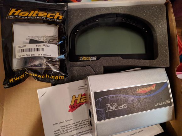 racecar stuff, logger racepal with GPS and haltech standalone