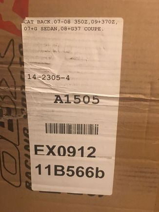 Same shipment box, different side. Tells a very different story; one that is obviously wrong.