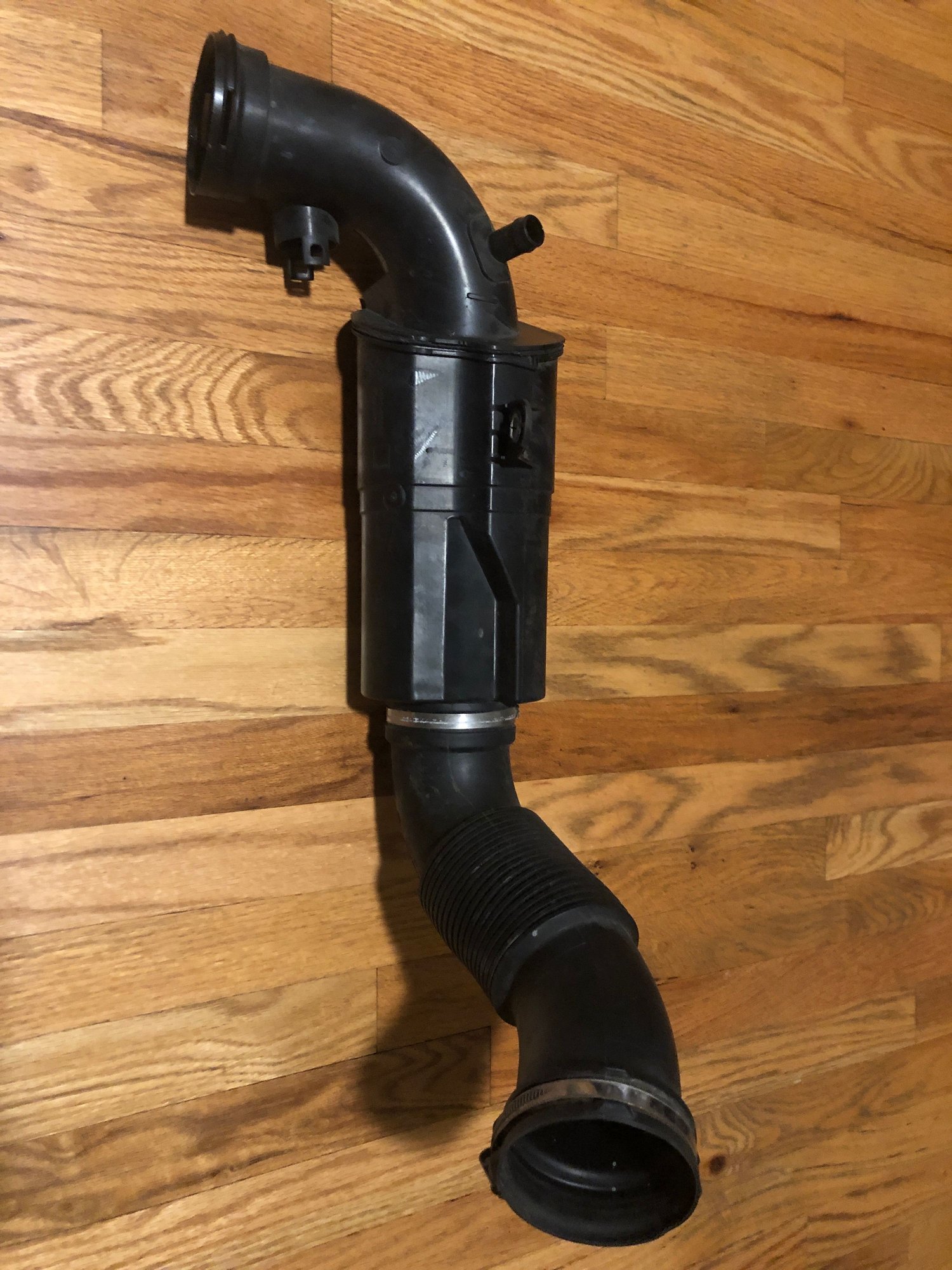 Engine - Intake/Fuel - Air intake charge pipe OEM - F56 F55 F54 F60 F57 - Used - 0  All Models - Brooklyn, NY 11217, United States