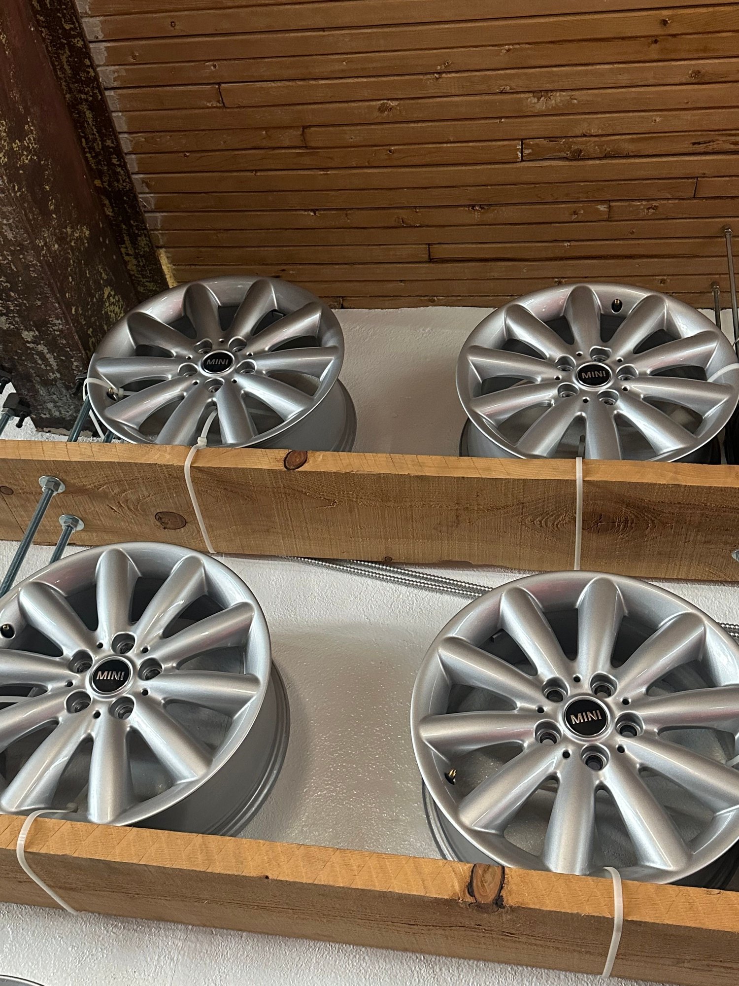 Wheels and Tires/Axles - Take off F56S 17 inch wheels - New - 2014 to 2022 Mini F56: Mini Hatch/Hardtop - Montreal, QC H3H2J2, Canada