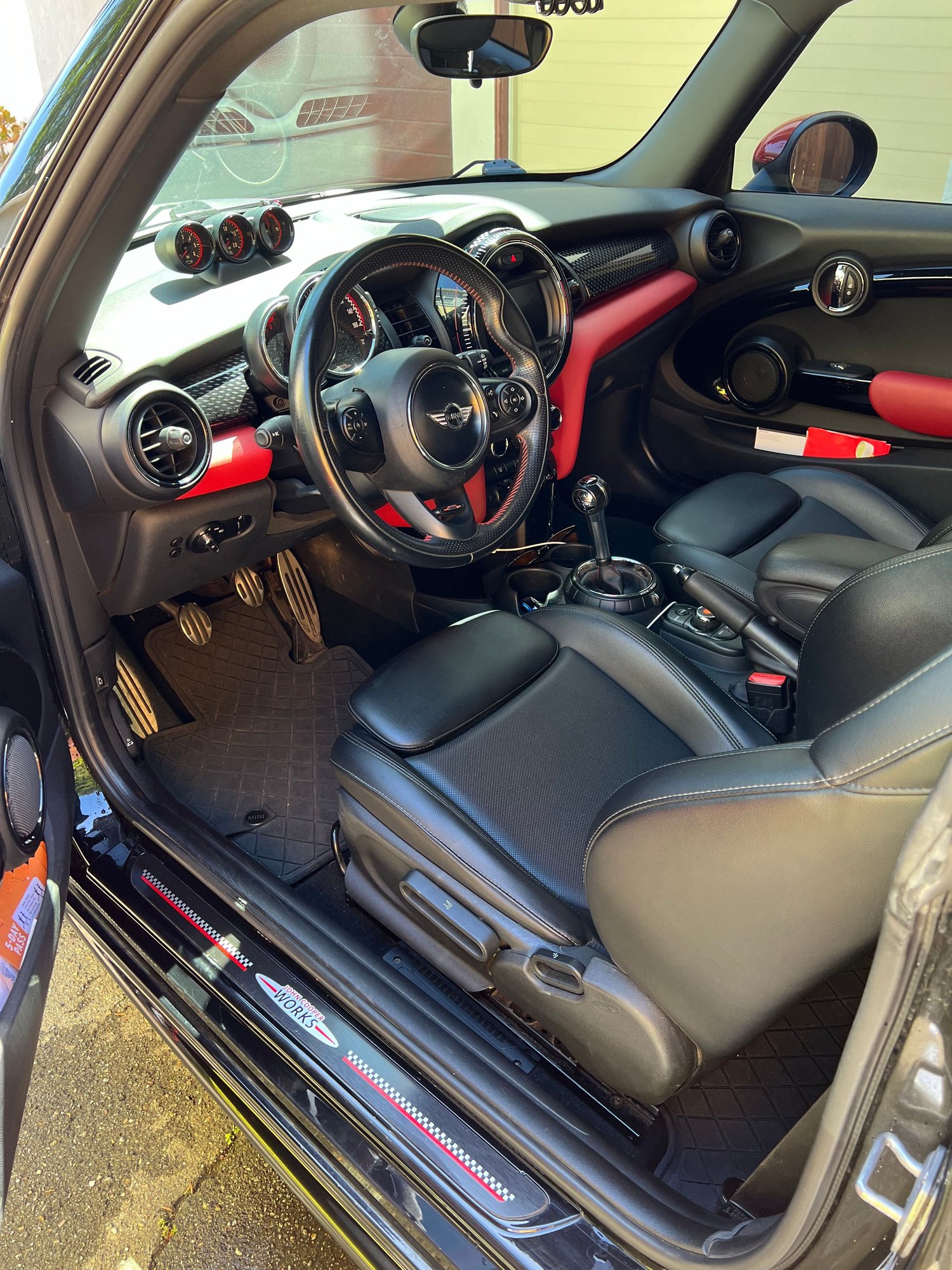 2016 Mini F56: Mini Hatch/Hardtop - 2016 JCW hardtop 2 door - Used - VIN WMWXM9C53GT997581 - 57,500 Miles - 4 cyl - 2WD - Manual - Hatchback - Black - San Mateo, CA 94402, United States