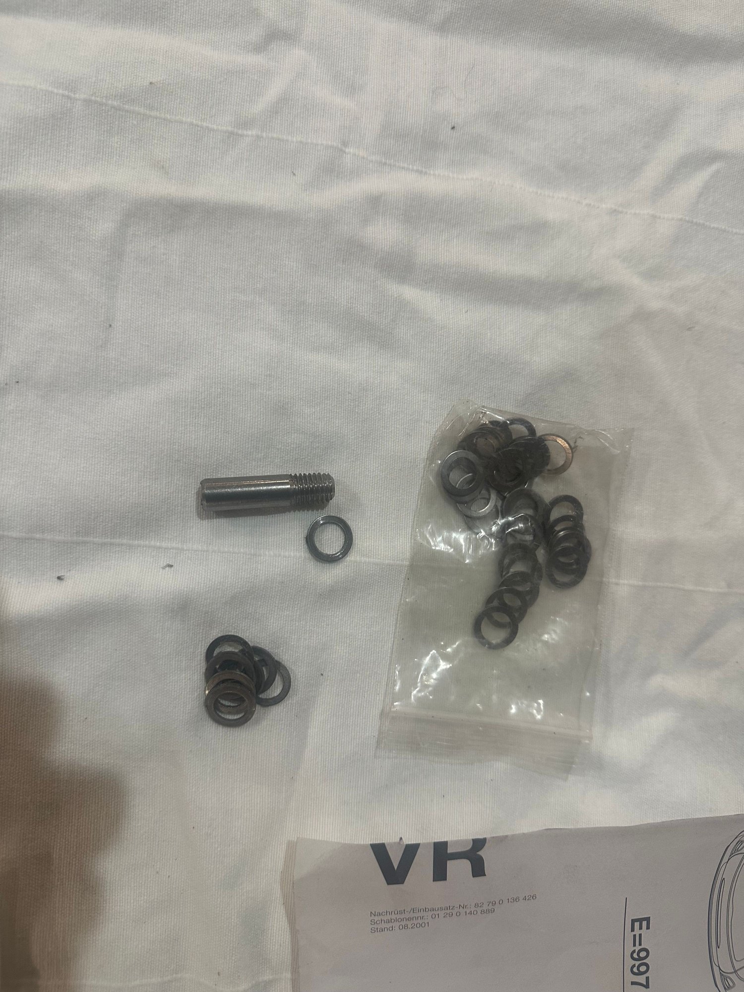 Exterior Body Parts - R53 Roof Rack Screw Cover 82-79-0-140-913 and installation kit - New - All Years  All Models - Montreal, QC H3H2J2, Canada