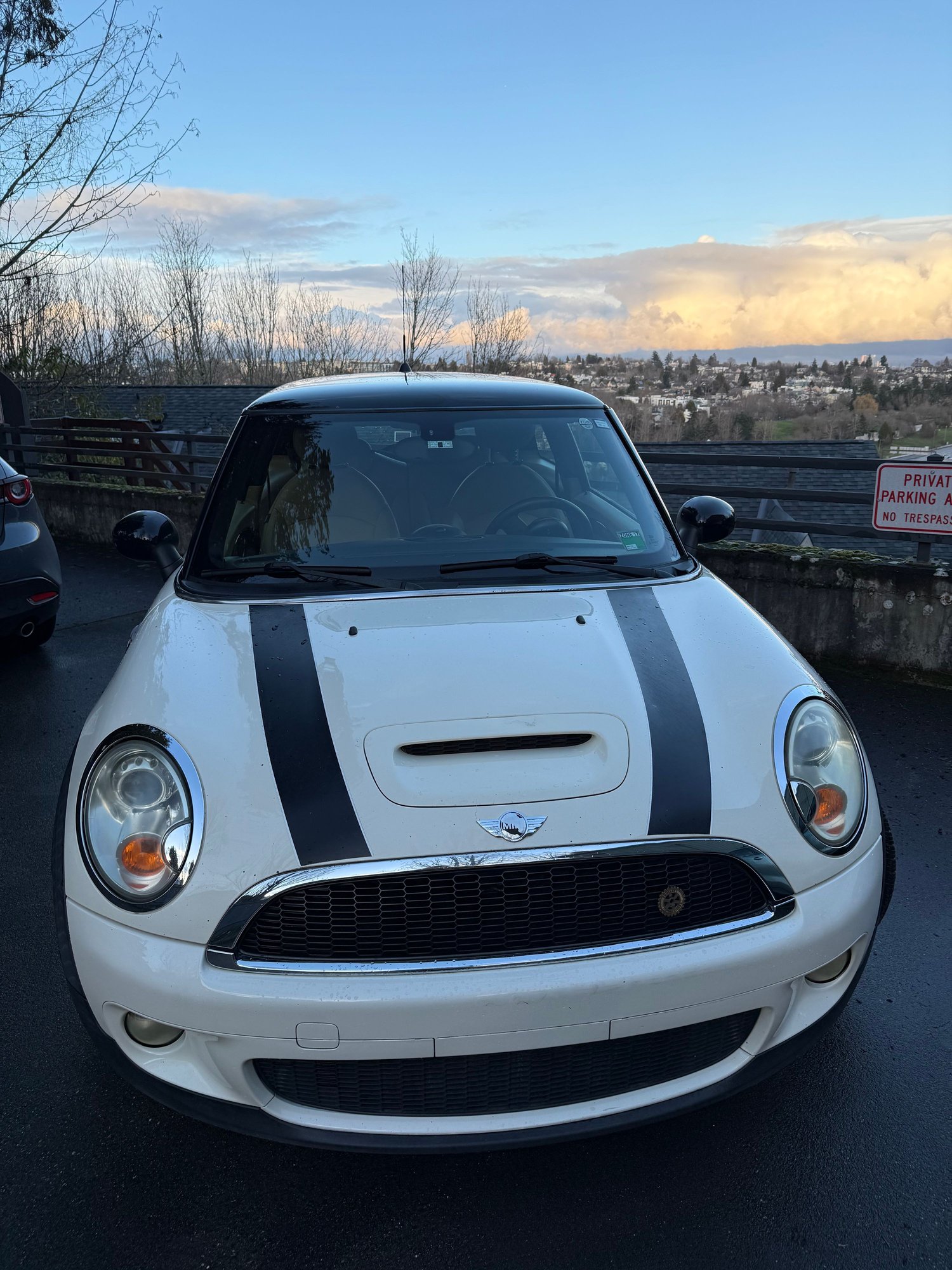 2008 Mini Cooper - 2008 Mini Cooper S for sale 81k miles - New - VIN WMWMF73568TT88245 - 81,422 Miles - 2WD - Manual - Hatchback - White - Seattle, WA 98144, United States
