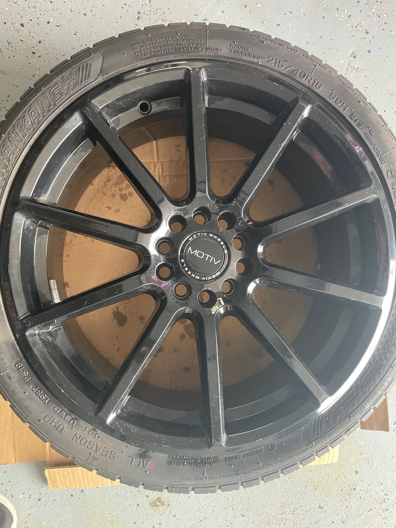 Wheels and Tires/Axles - Motiv Elicit 431B 18x7.5 wheels - Used - 2014 to 2024 Mini F56: Mini Hatch/Hardtop - 2014 to 2024 Mini F55: 5-door Hatch - Edison, NJ 08820, United States