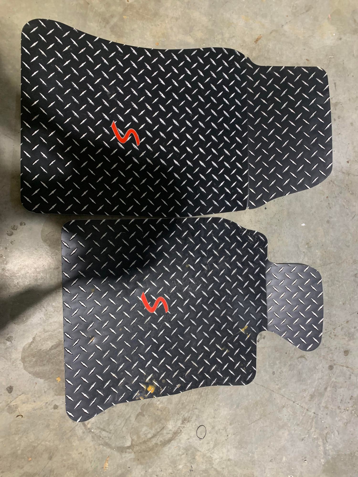 Miscellaneous - Gen1/Gen2 M7 Carbon Fiber front splitter and Aluminum mats - Used - 2003 to 2014 Mini Cooper - Lutherville Timonium, MD 21093, United States