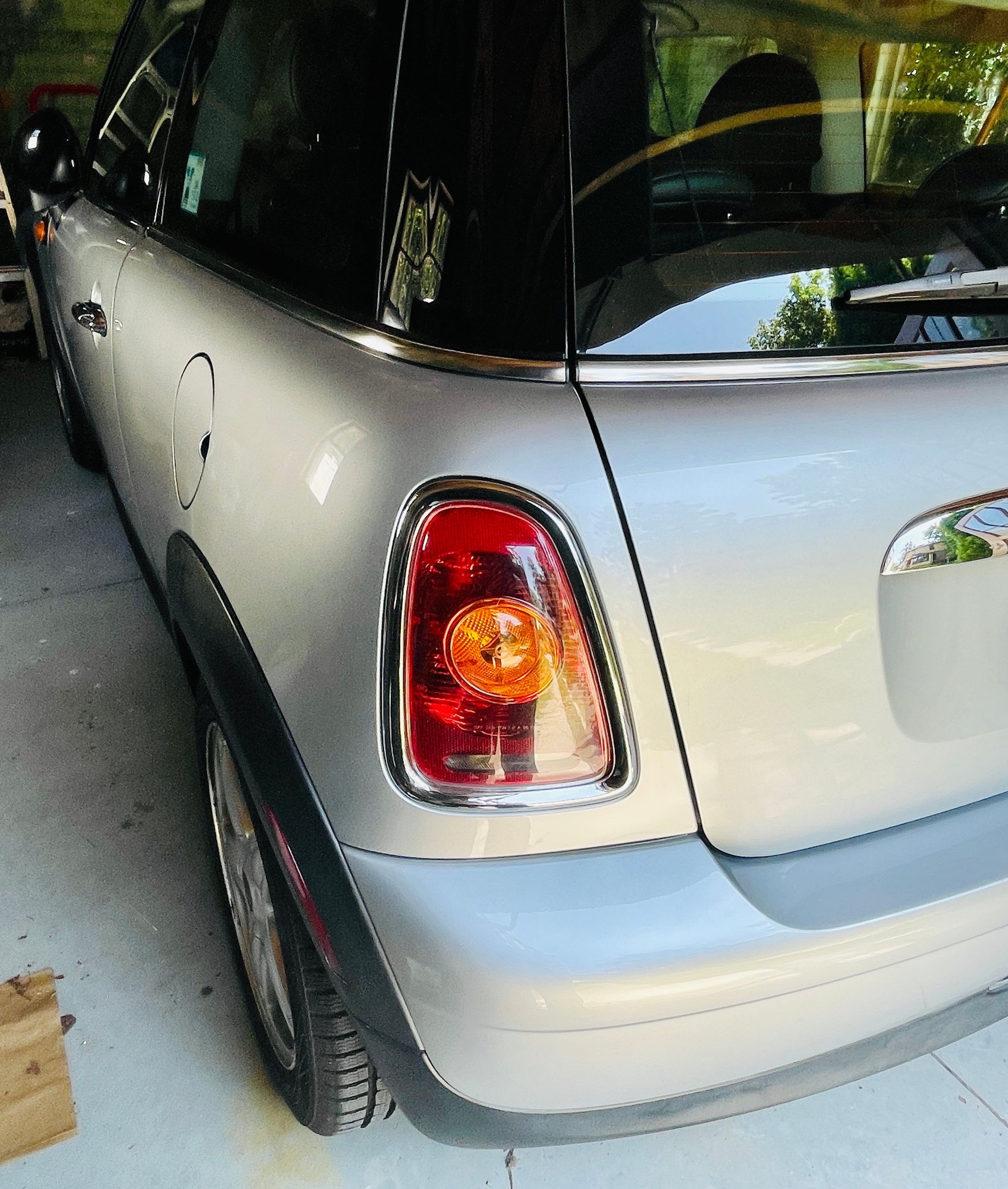 2010 Mini R56: "Mk II" Mini Hatch/Hardtop range - 2010 6-speed R56, Pure Silver Metallic, 68k, loaded - Used - VIN WMWMF3C57ATU78678 - 68,254 Miles - 4 cyl - 2WD - Manual - Hatchback - Silver - New Haven, CT 06513, United States