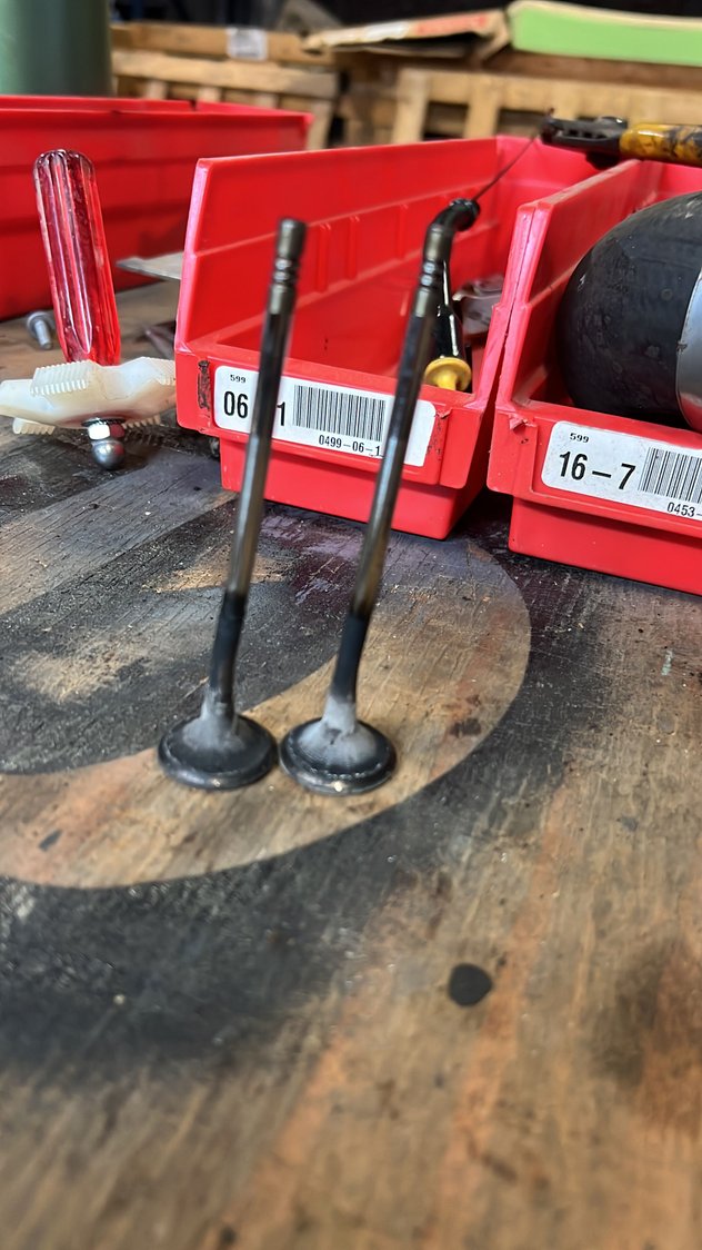 Bent exhaust valves